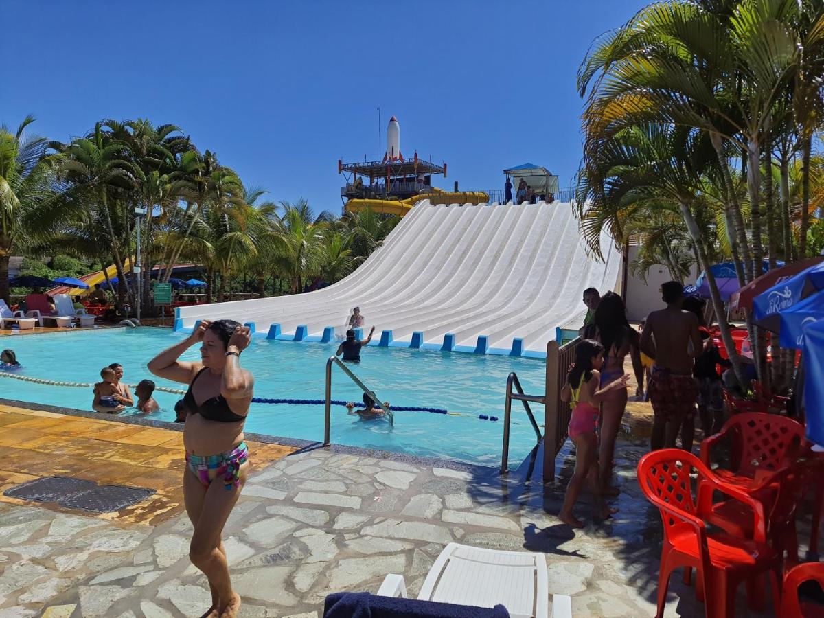 Spazzio Diroma Acqua Park Splash Caldas Novas Eksteriør billede